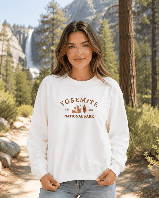 Yosemite National Park Crewneck Sweatshirt -S - Sloth & Duck