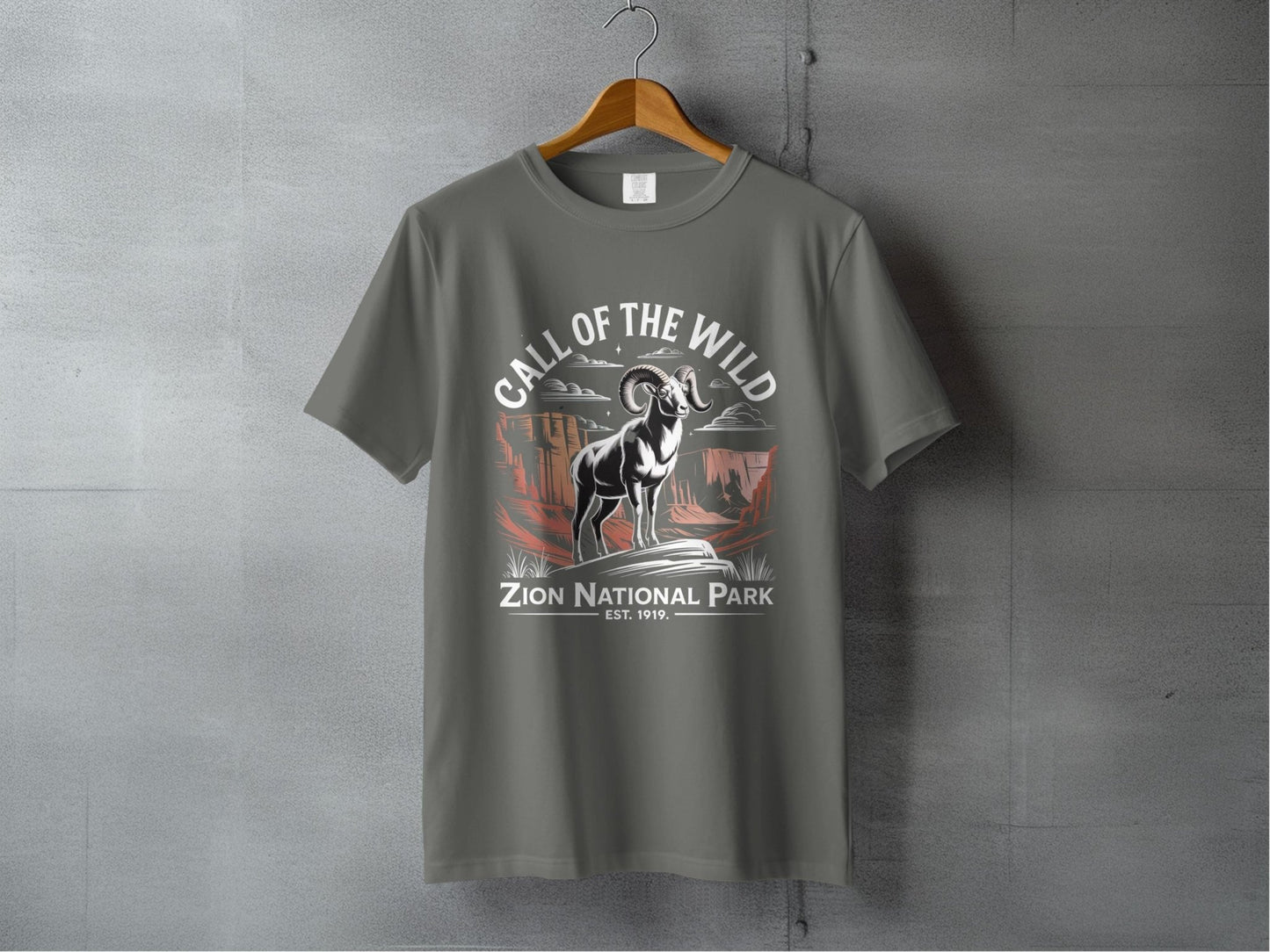 "Call of the Wild" Zion National Park T-Shirt - S - Sloth & Duck