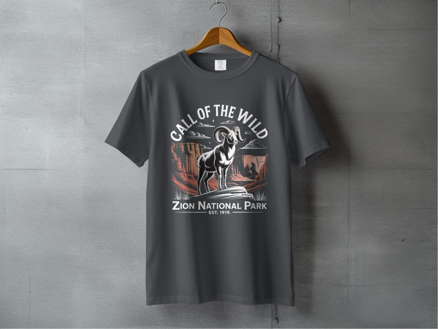 "Call of the Wild" Zion National Park T-Shirt - S - Sloth & Duck