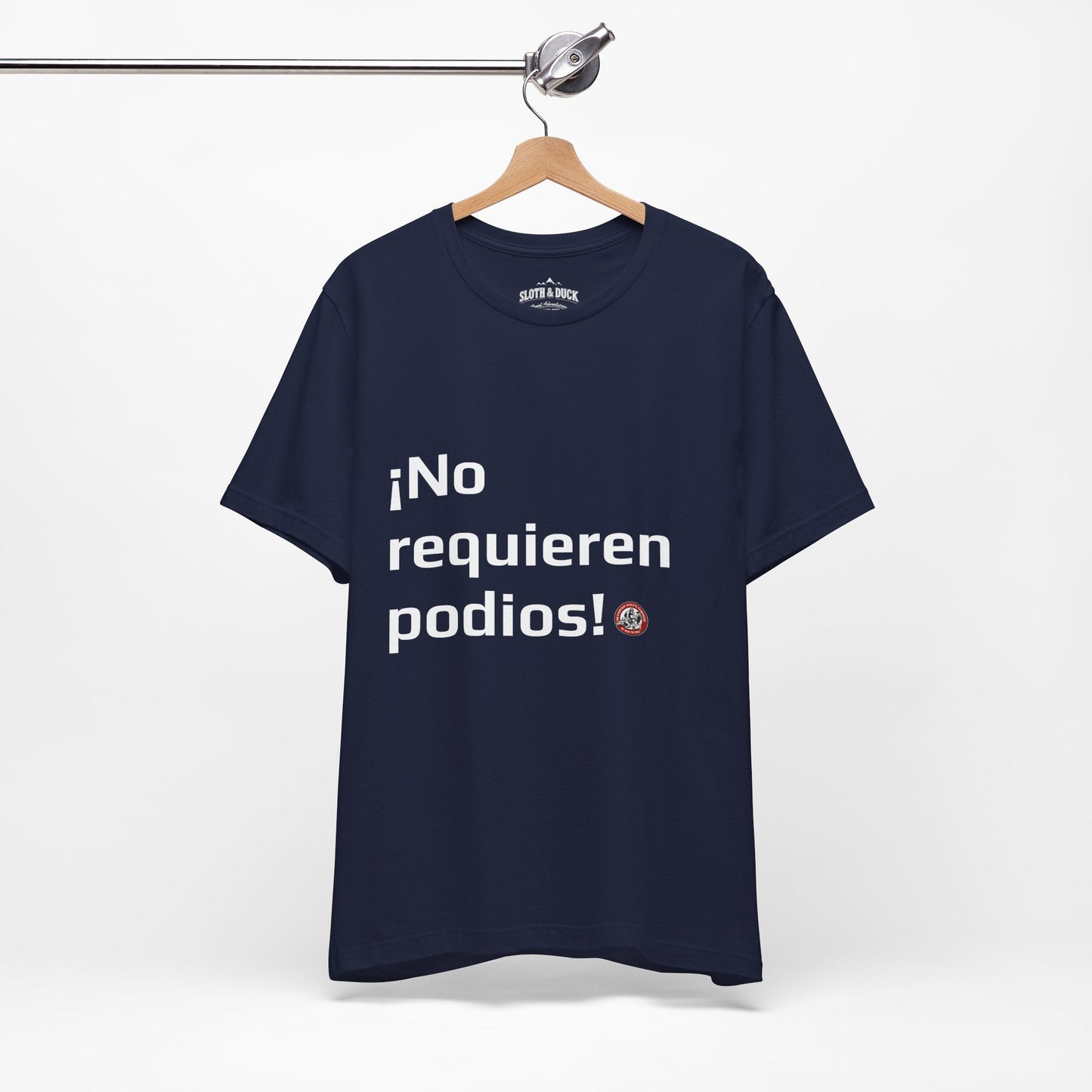 Camiseta diaria !No Requieren podios¡ - Navy - Sloth & Duck