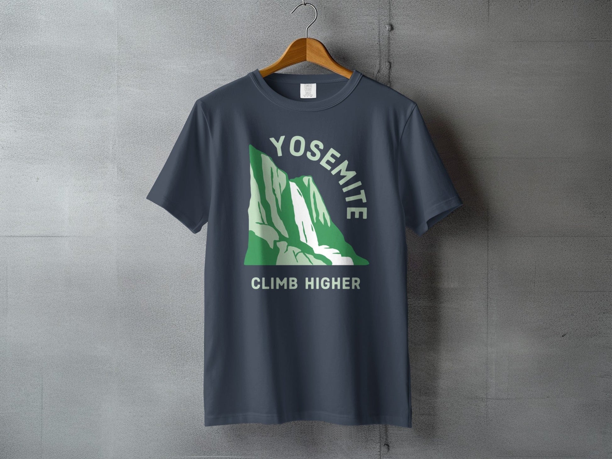 Climb Higher Yosemite National Park T-Shirt - S - Sloth & Duck
