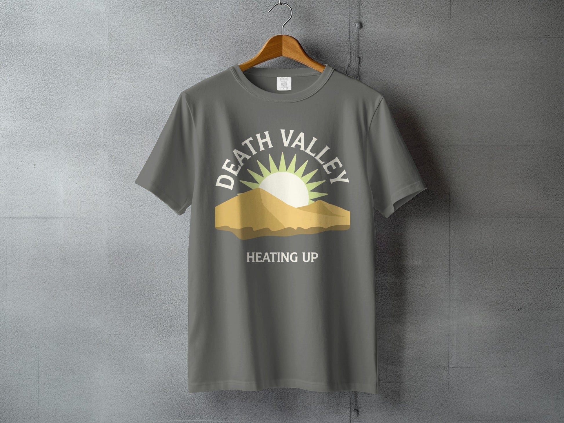Death Valley 'Heating Up' Desert T-Shirt - S - Sloth & Duck