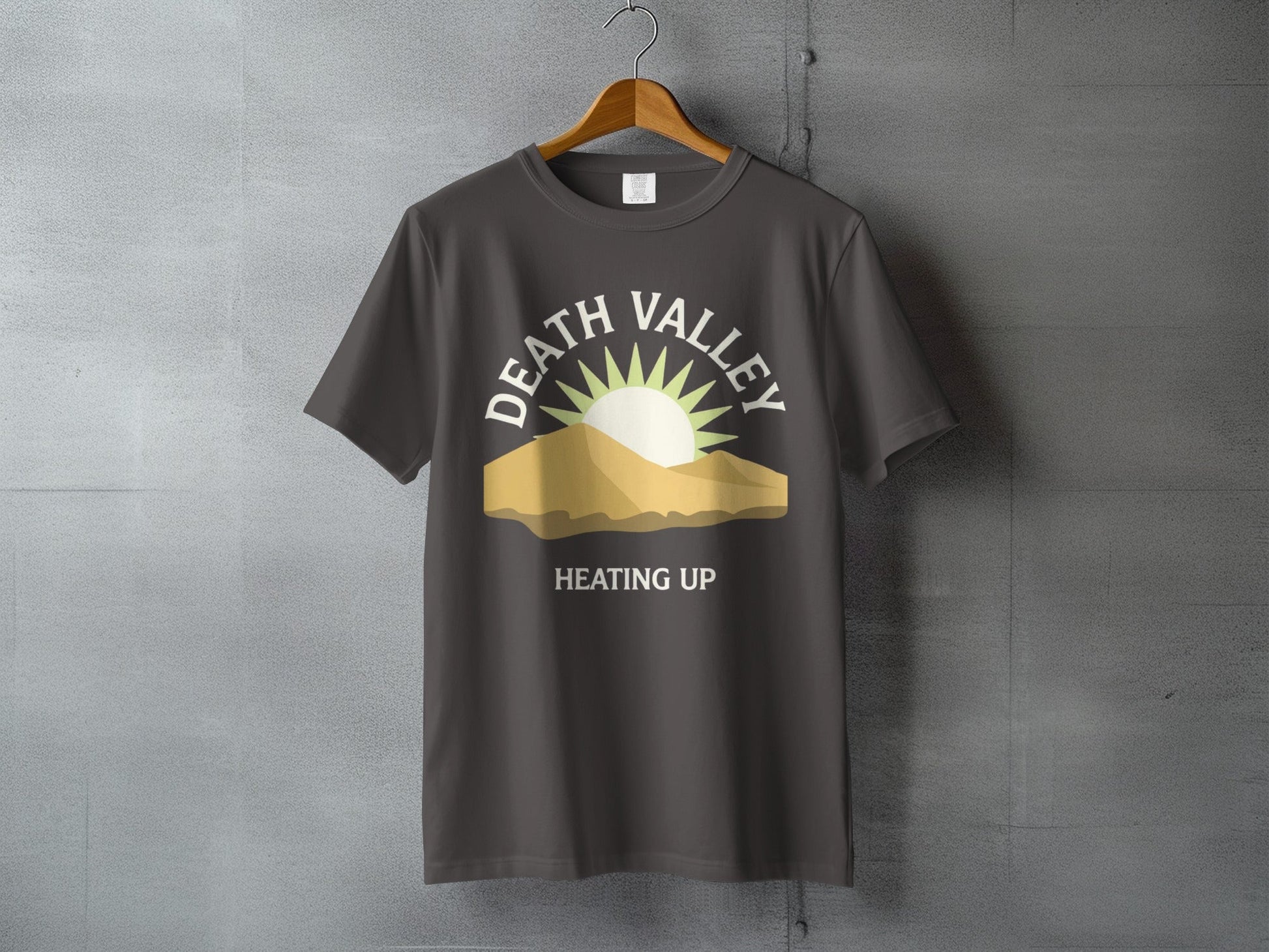 Death Valley 'Heating Up' Desert T-Shirt - S - Sloth & Duck