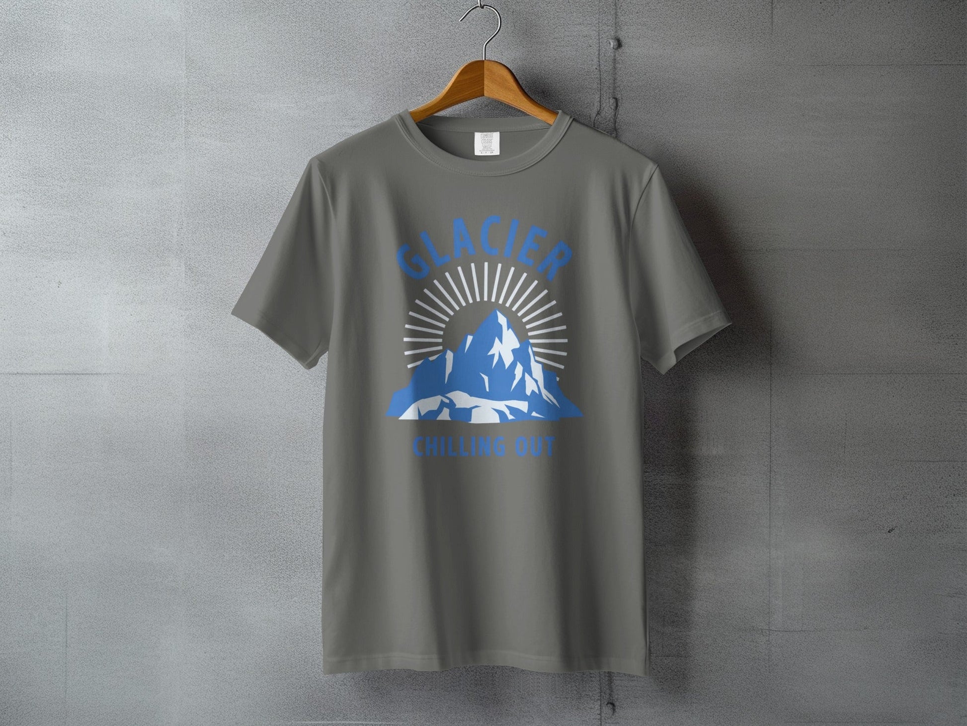 Glacier National Park 'Chilling Out' T-Shirt - S - Sloth & Duck