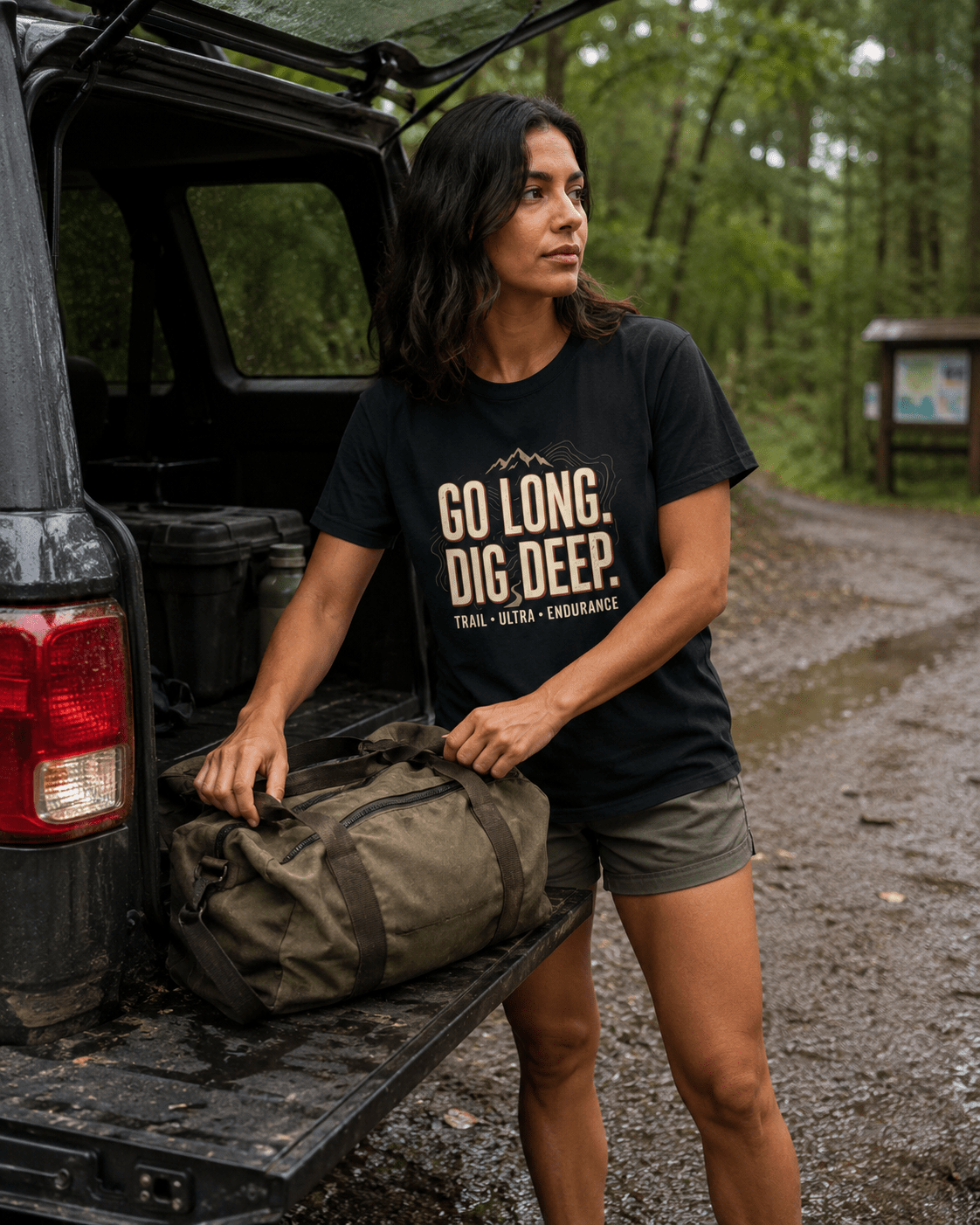 Go Long, Dig Deep T-Shirt -Black - Sloth & Duck