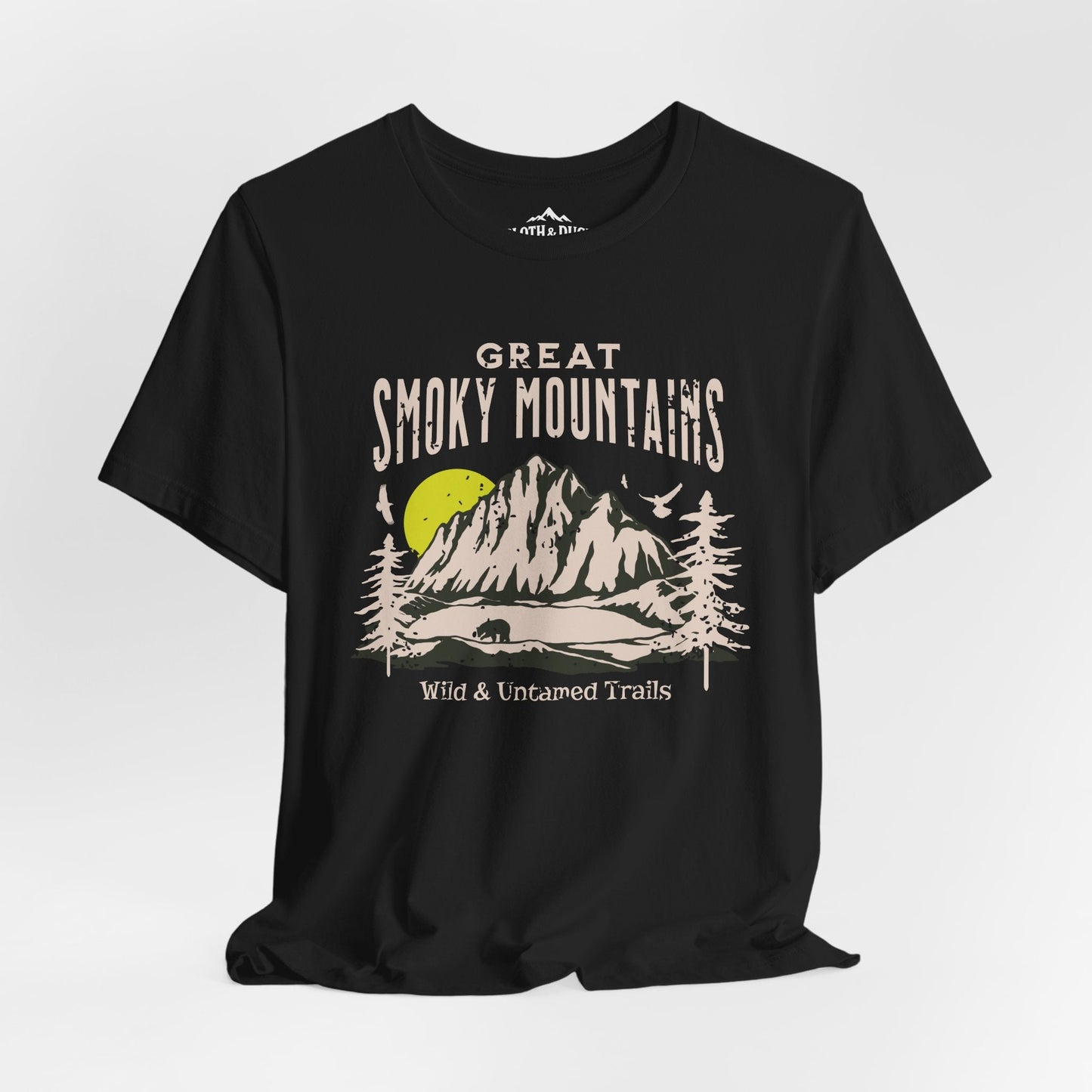 Great Smoky Mountains — Wild & Untamed Trails T-Shirt - XS - Sloth & Duck