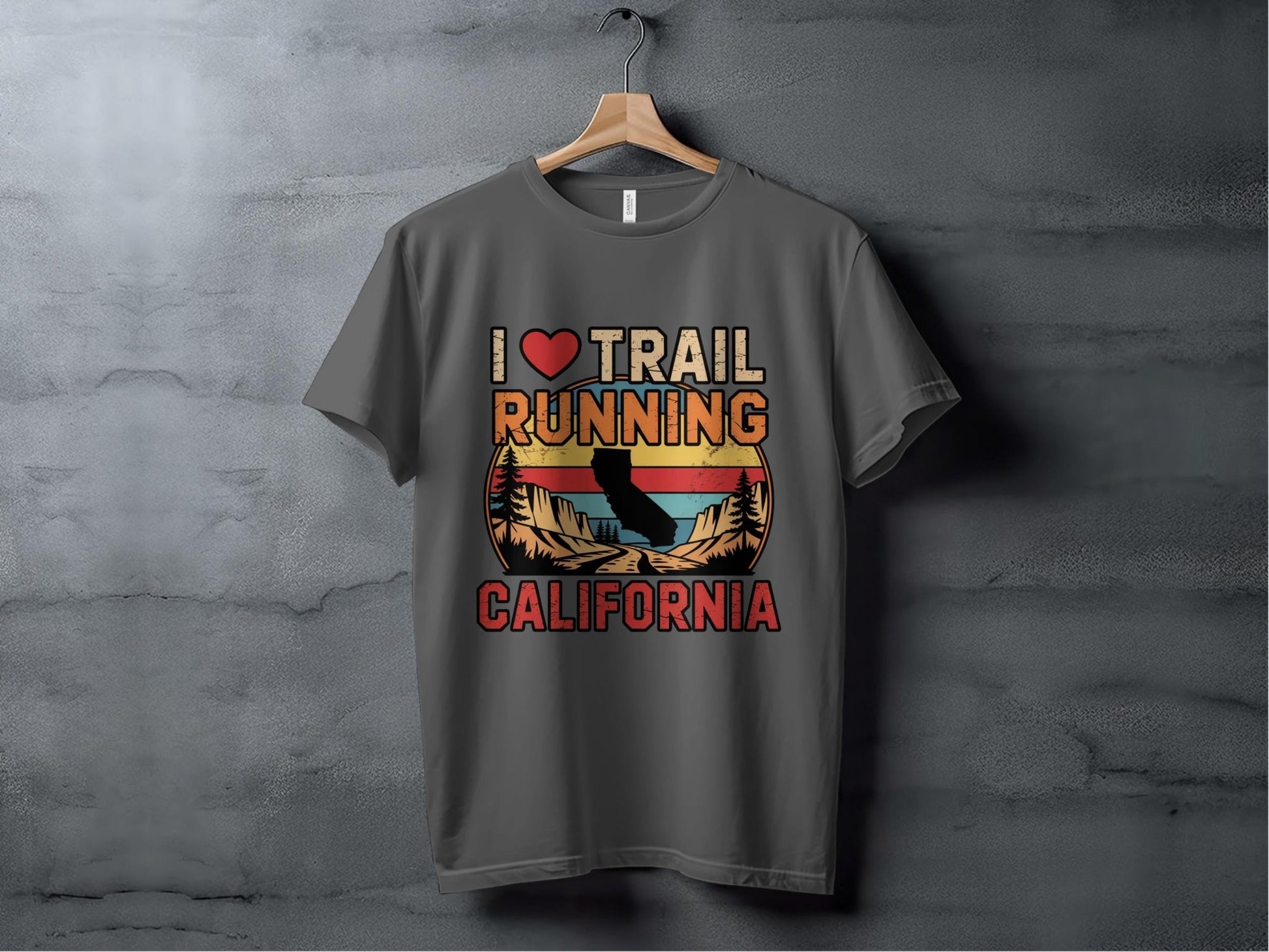 "I Love Trail Running" California Graphic T-Shirt - T-Shirt Dark - Sloth & Duck
