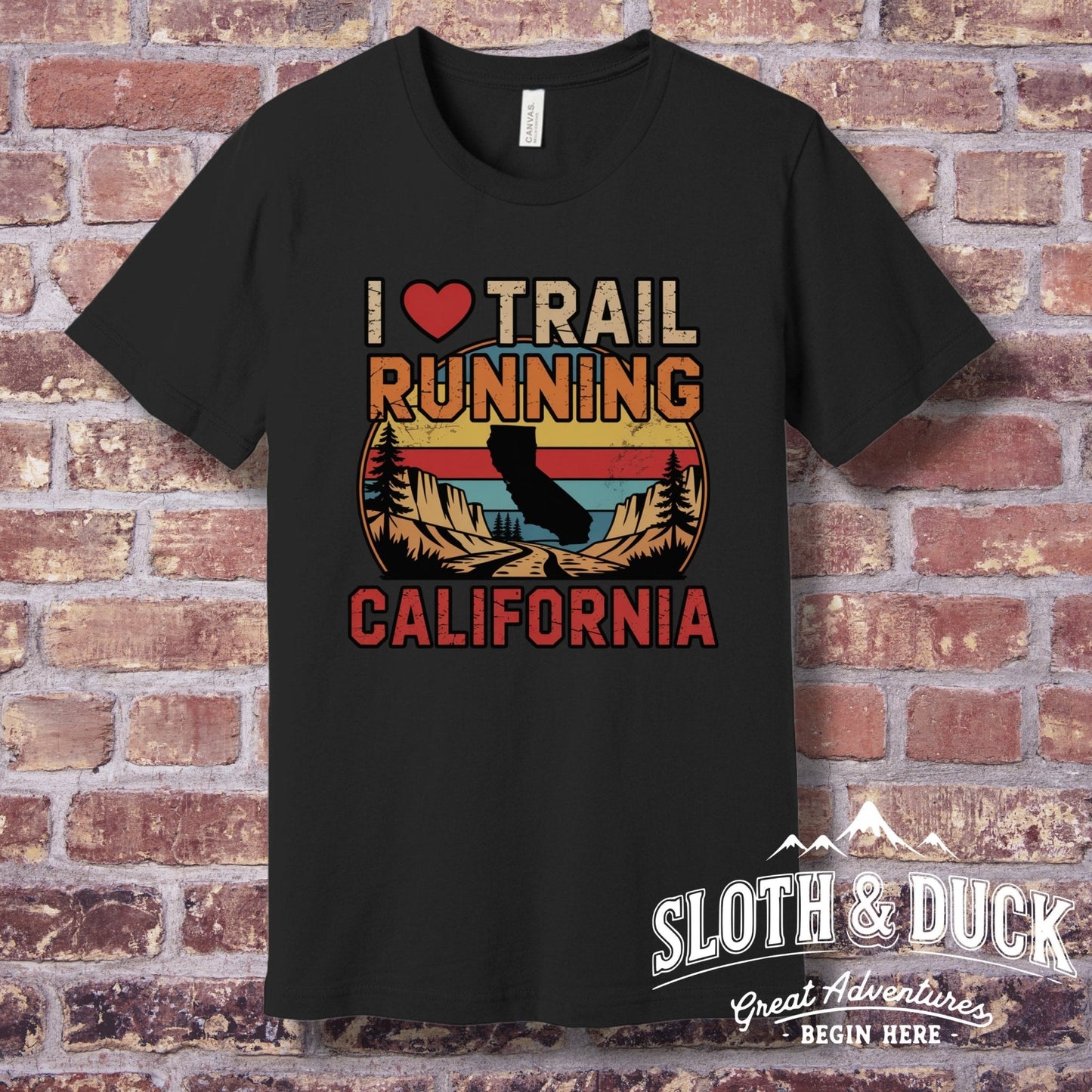 "I Love Trail Running" California Graphic T-Shirt - T-Shirt Dark - Sloth & Duck