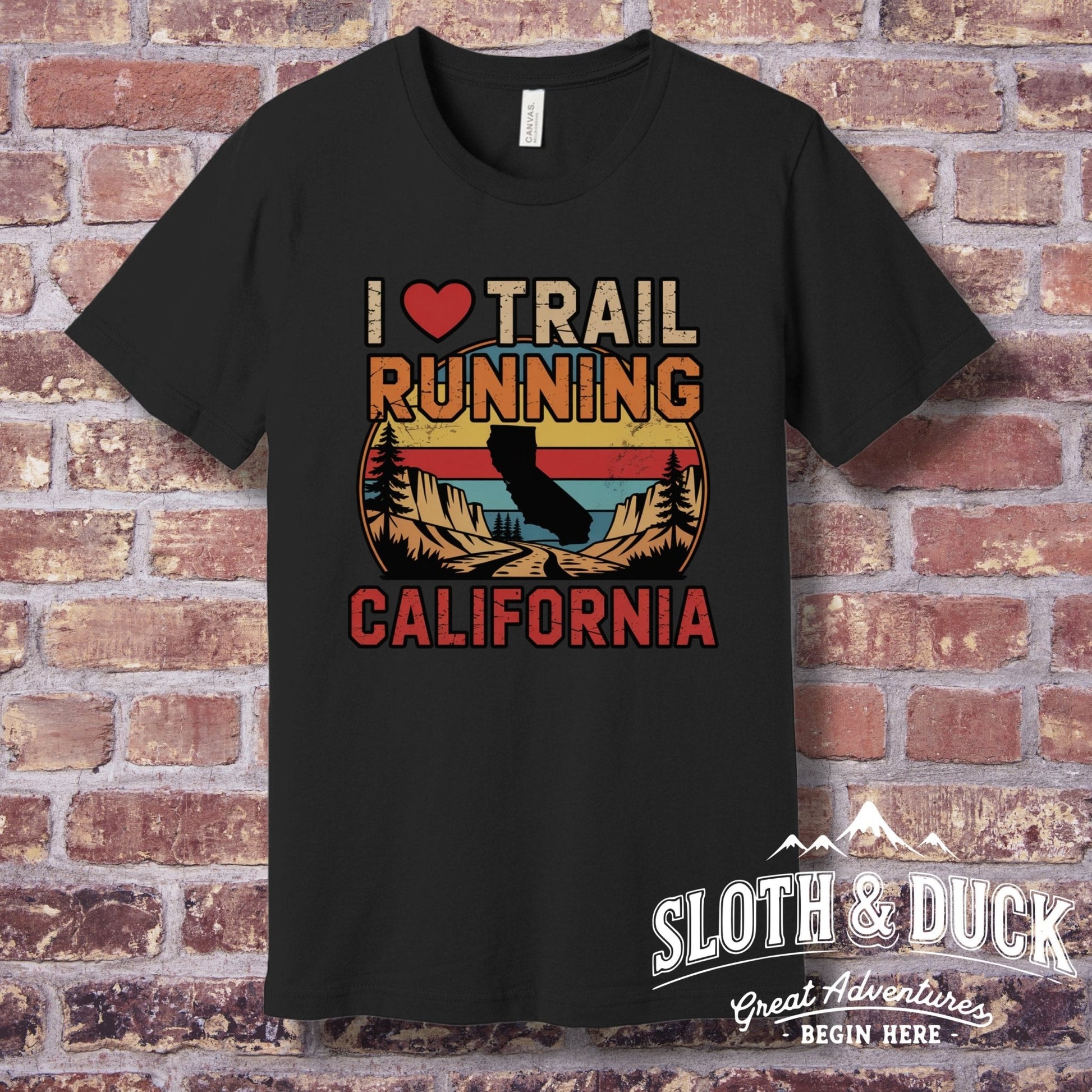 "I Love Trail Running" California Graphic T-Shirt - T-Shirt Dark - Sloth & Duck