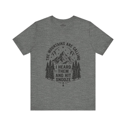 Ironic Mountain Snooze Call T-Shirt - M - Sloth & Duck