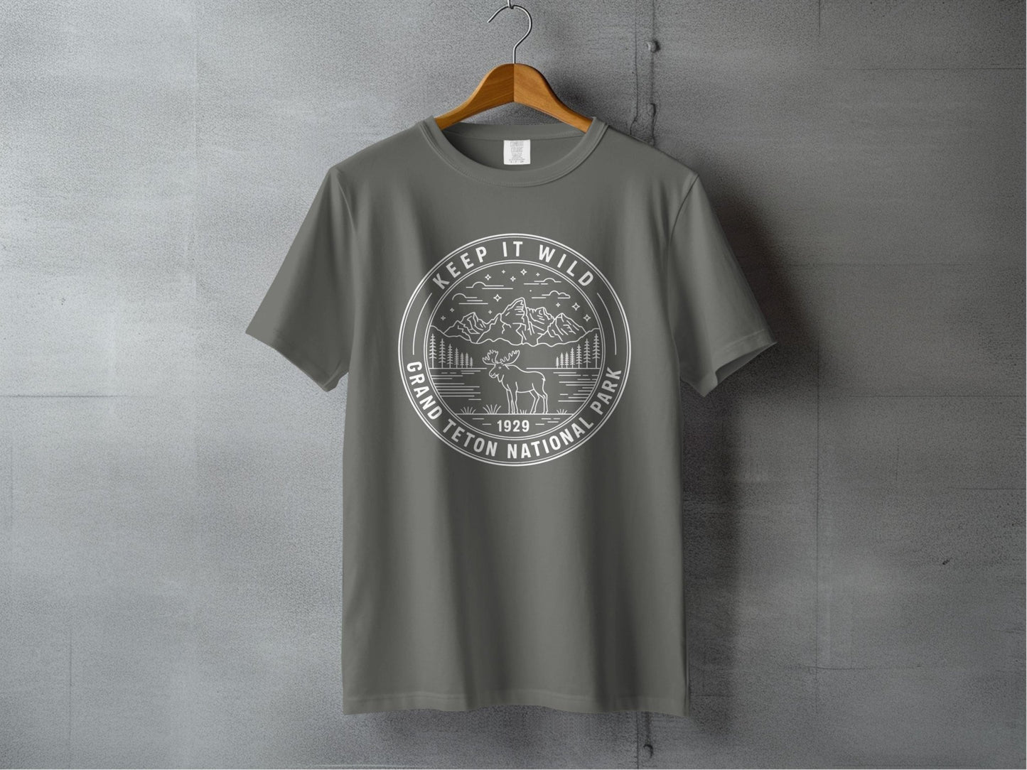 "Keep It Wild" Grand Teton National Park Moose T-Shirt - S - Sloth & Duck