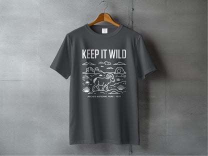 "Keep It Wild" T-Shirt, Arches National Park T-Shirt - S - Sloth & Duck