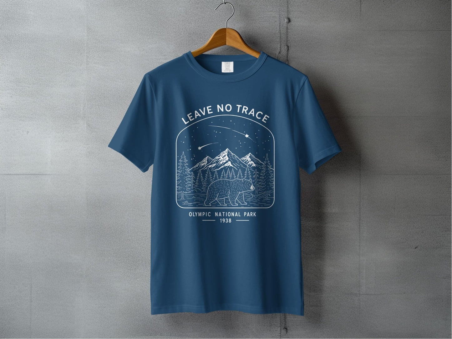 "Leave No Trace" Olympic National Park Bear Shirt - S - Sloth & Duck