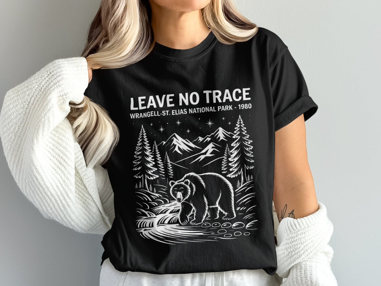 "Leave No Trace" Wrangell St Elias National Park T-Shirt - S - Sloth & Duck