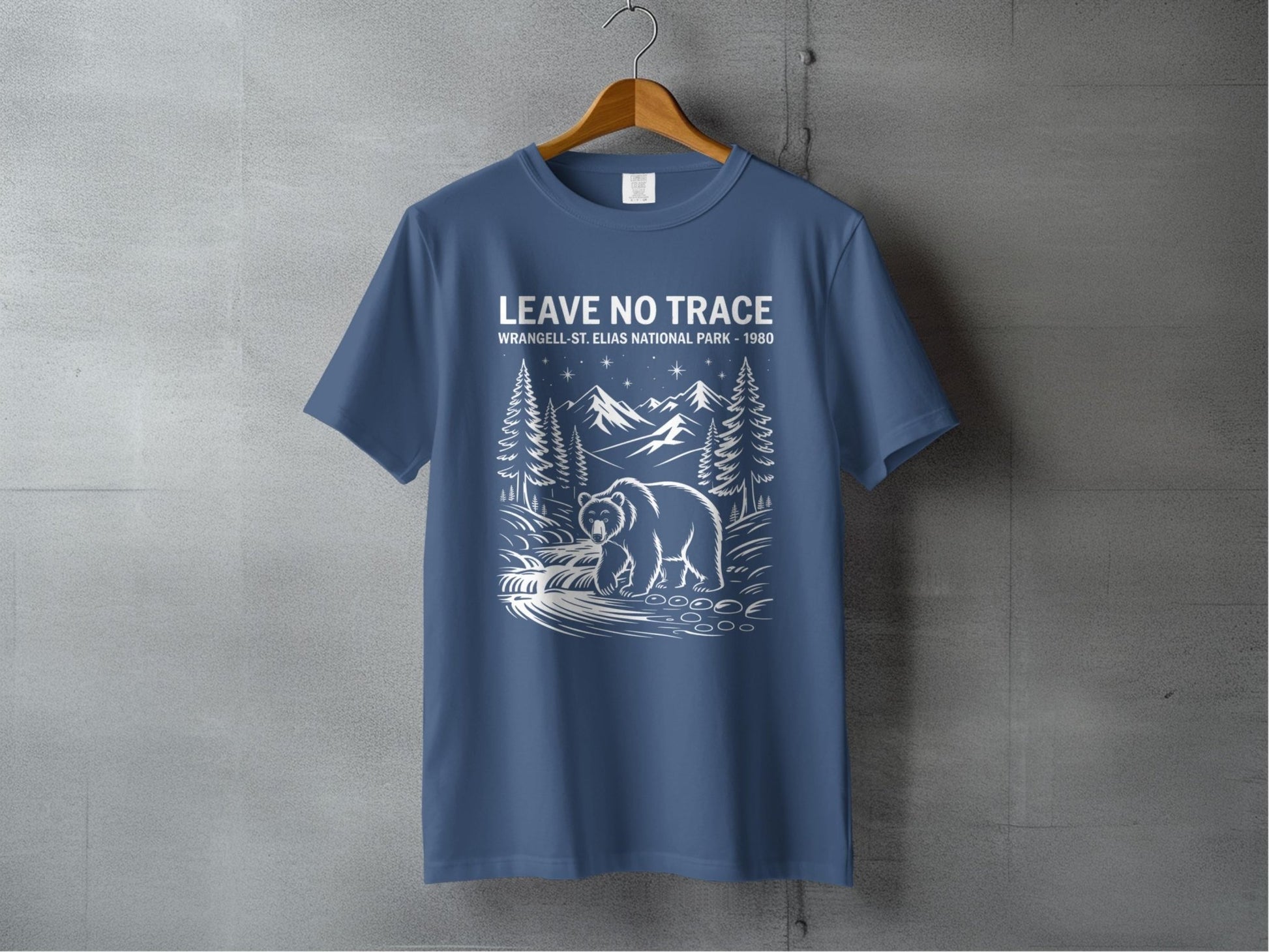 "Leave No Trace" Wrangell St Elias National Park T-Shirt - S - Sloth & Duck