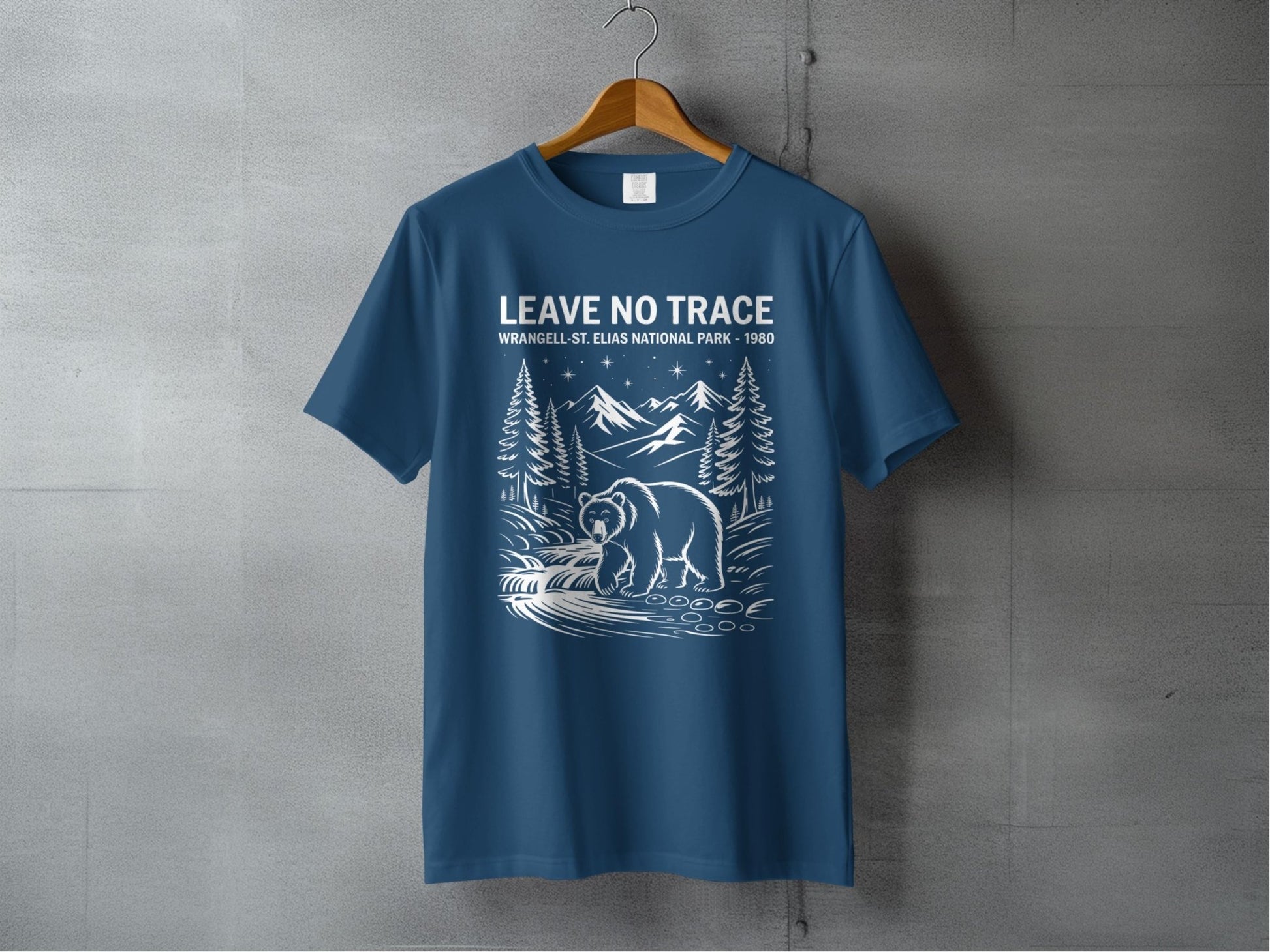 "Leave No Trace" Wrangell St Elias National Park T-Shirt - S - Sloth & Duck
