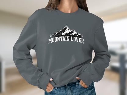 "Mountain Lover" Cozy Crewneck Sweatshirt - Sport Grey - Sloth & Duck