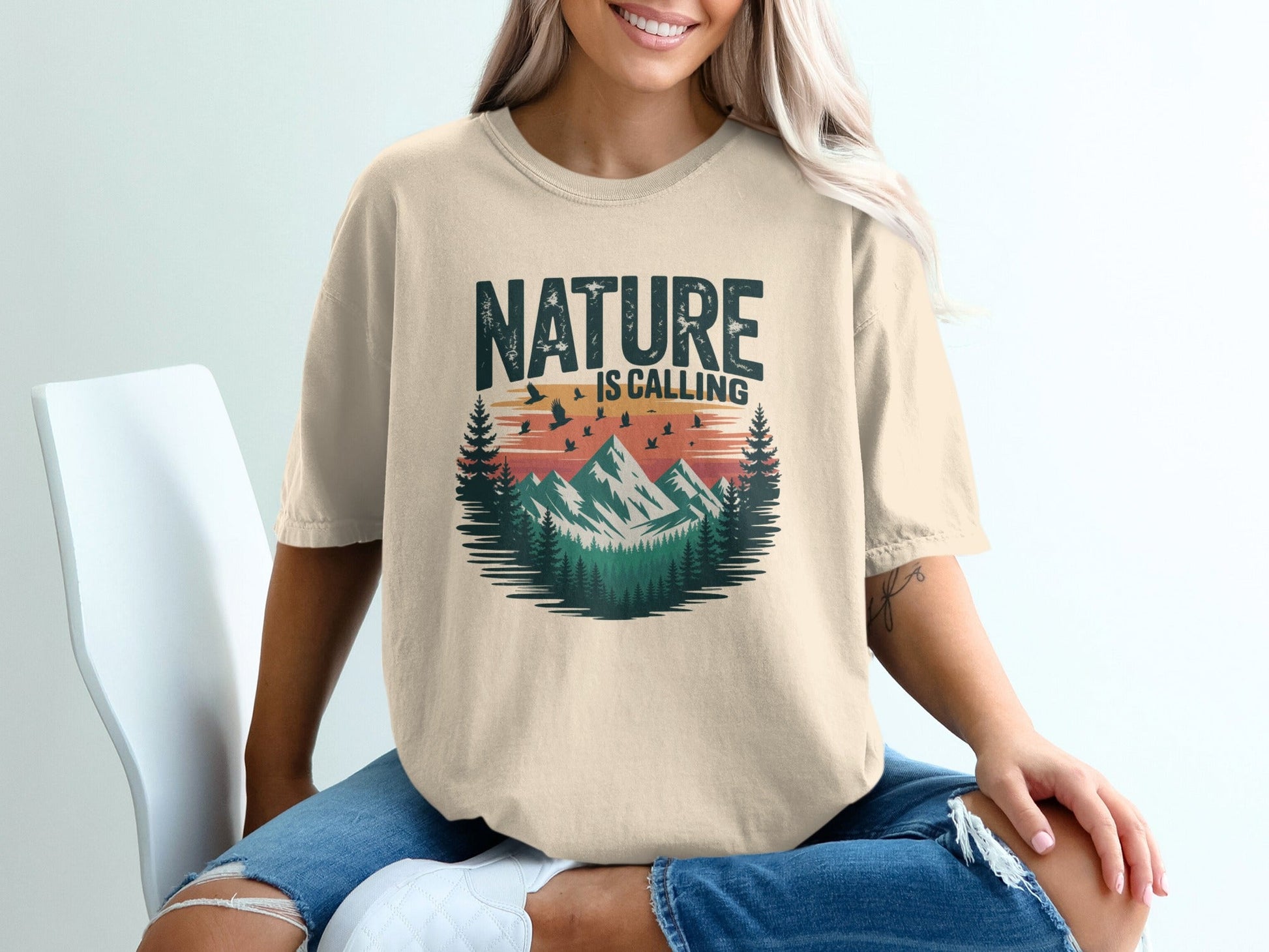 "Nature is Calling" Retro Sunset T-Shirt - S - Sloth & Duck