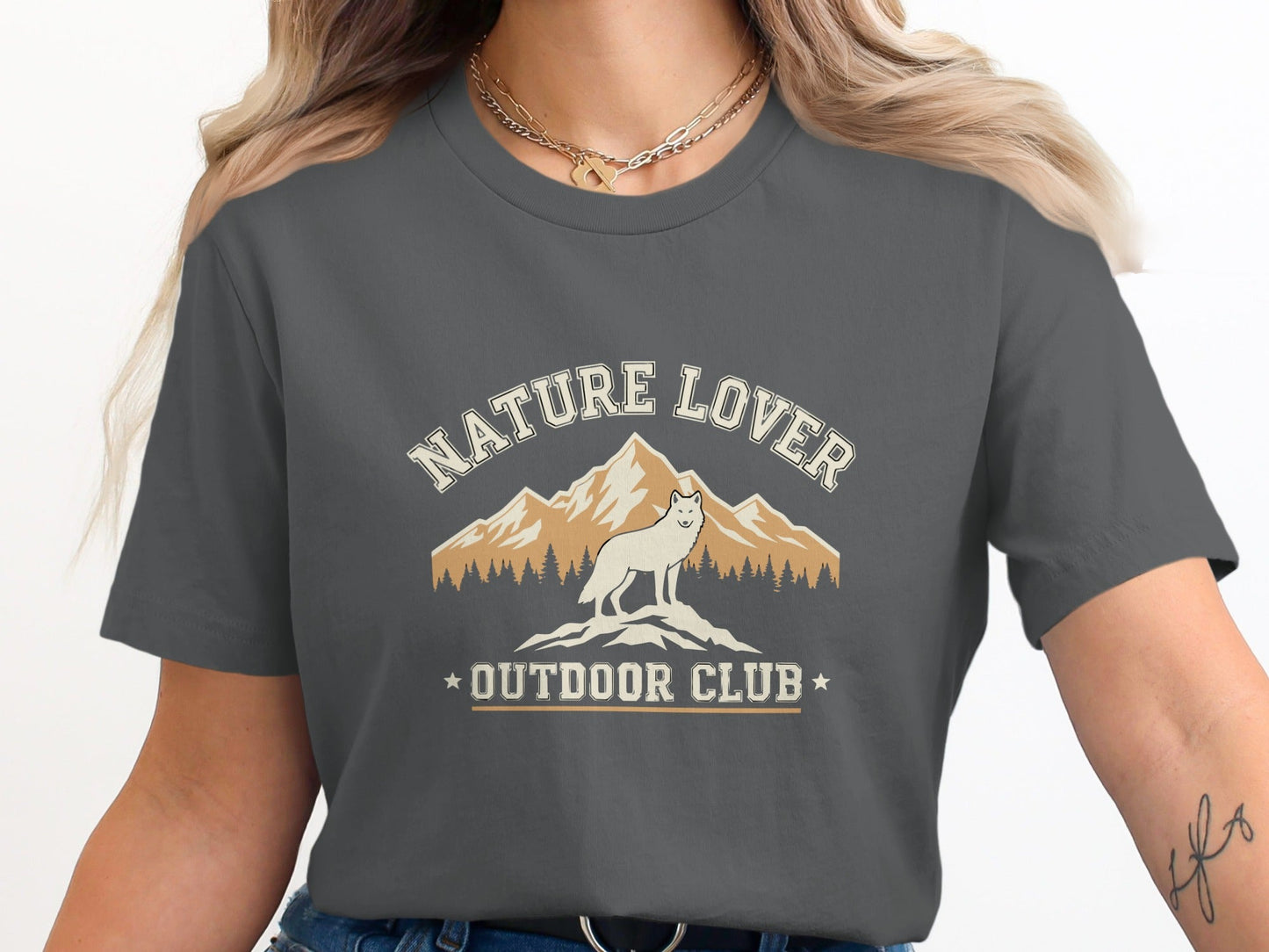 Nature Lover Outdoor Club Wolf Mountain T-Shirt - S - Sloth & Duck