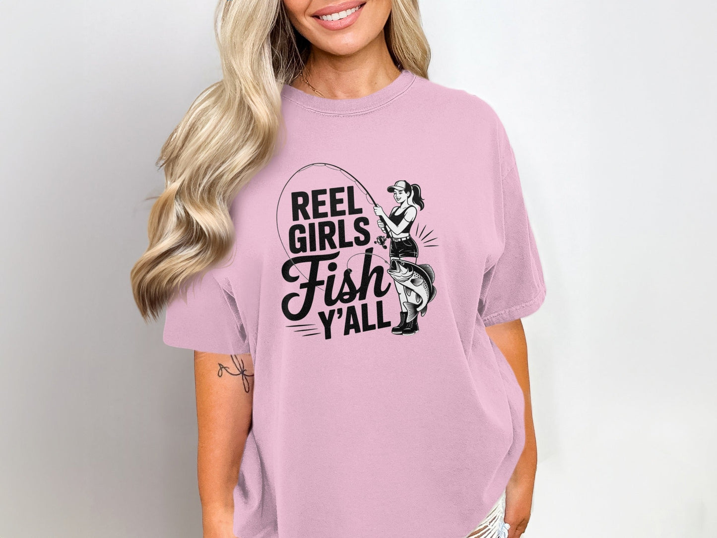 "Reel Girls Fish Y'all" Fishing T-Shirt - Women's T-Shirt - Sloth & Duck