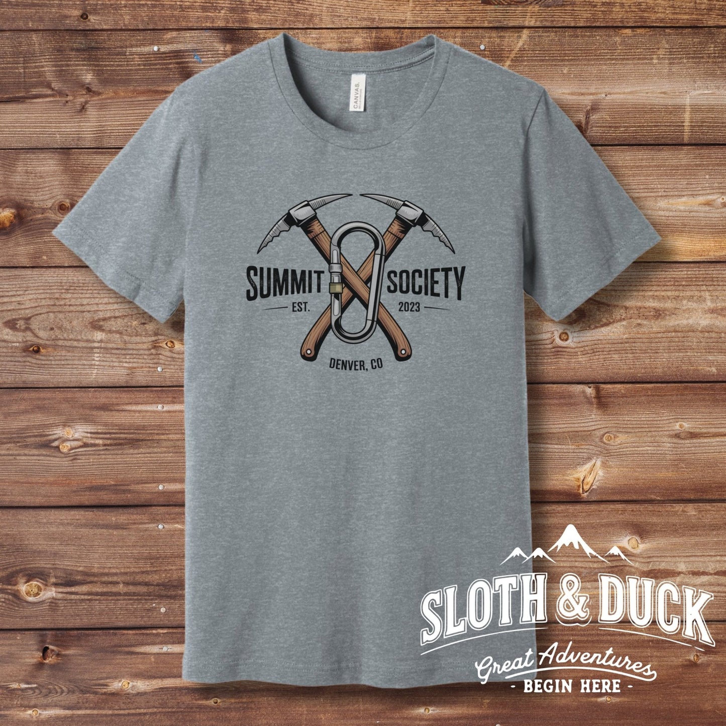 "Summit Society" T-Shirt - XS - Sloth & Duck
