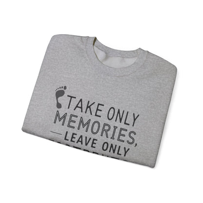 "Take Only Memories Leave Only Footprints" Sweatshirt - Sport Grey - Sloth & Duck