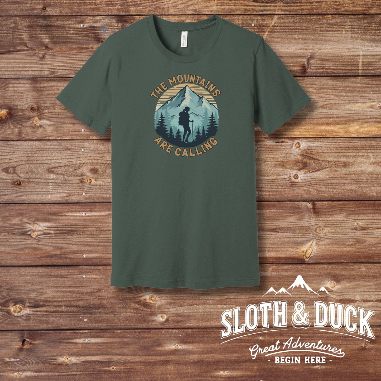"The Mountains Are Calling" Men's T-Shirt - White - Sloth & Duck