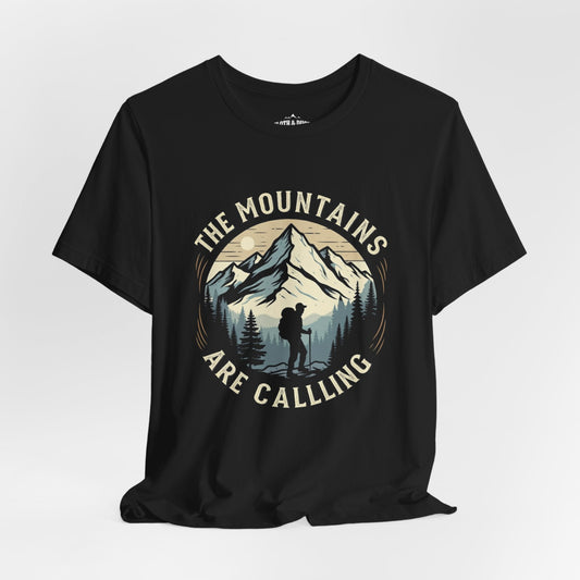 "The Mountains Are Calling" T-Shirt - Black - Sloth & Duck