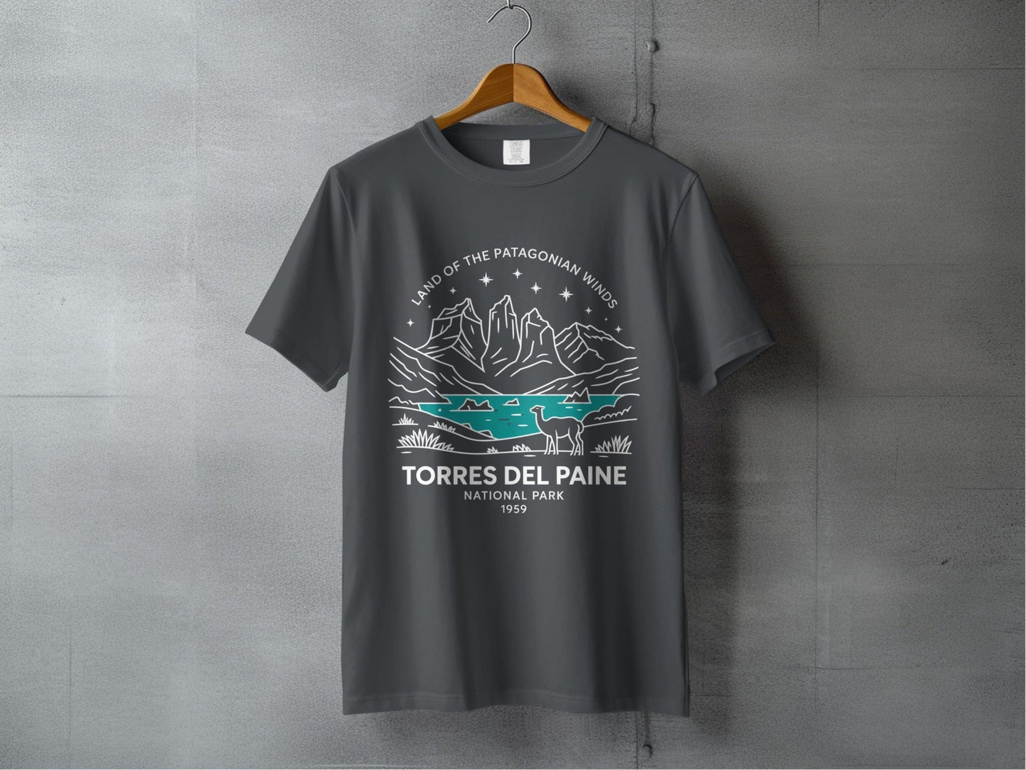 Torres Del Paine T-Shirt - S - Sloth & Duck