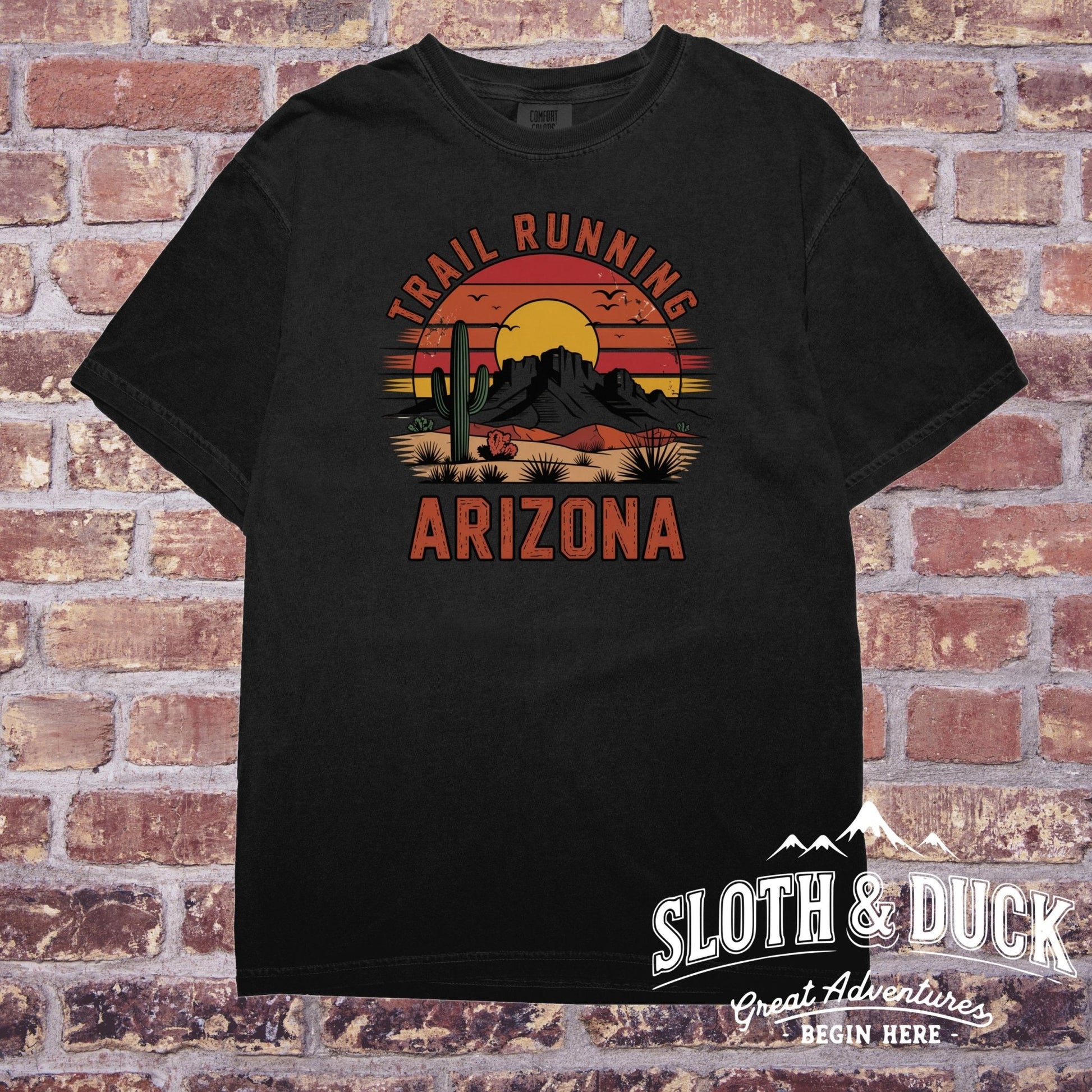 "Trail Running Retro Style Arizona" T-Shirt - T-Shirt - Sloth & Duck