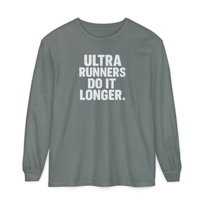 "Ultra Runners Do It Longer" Long Sleeve T-Shirt - Grey - Sloth & Duck