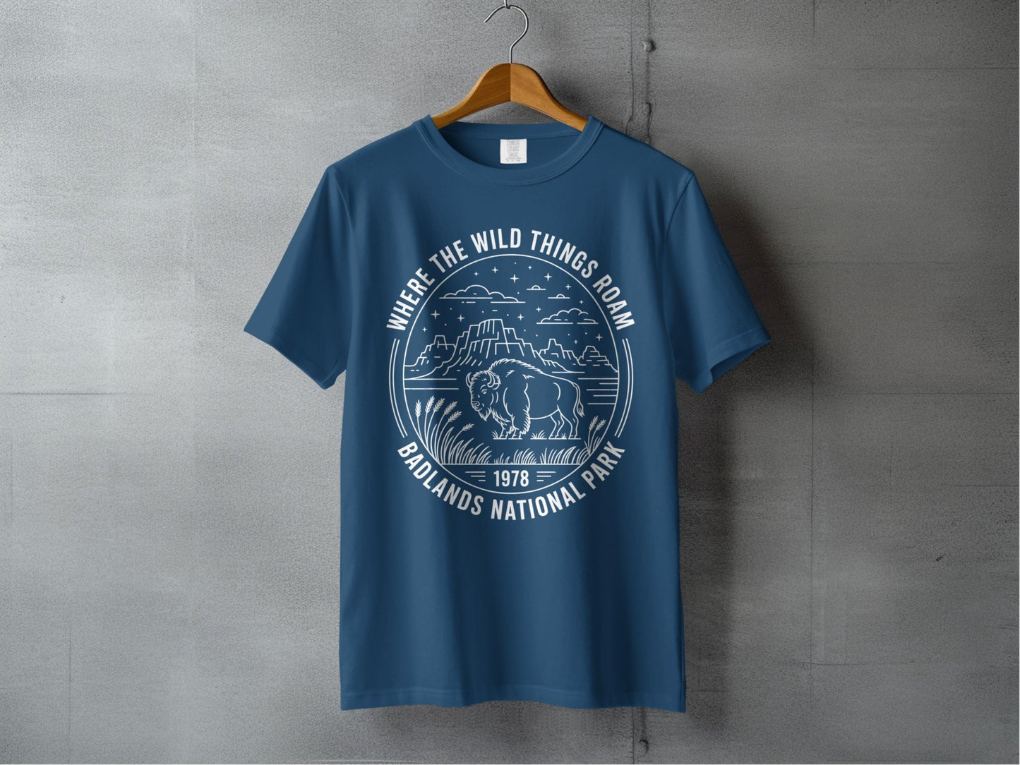 "Where The Wild Things Roam" Badlands National Park T-Shirt - S - Sloth & Duck
