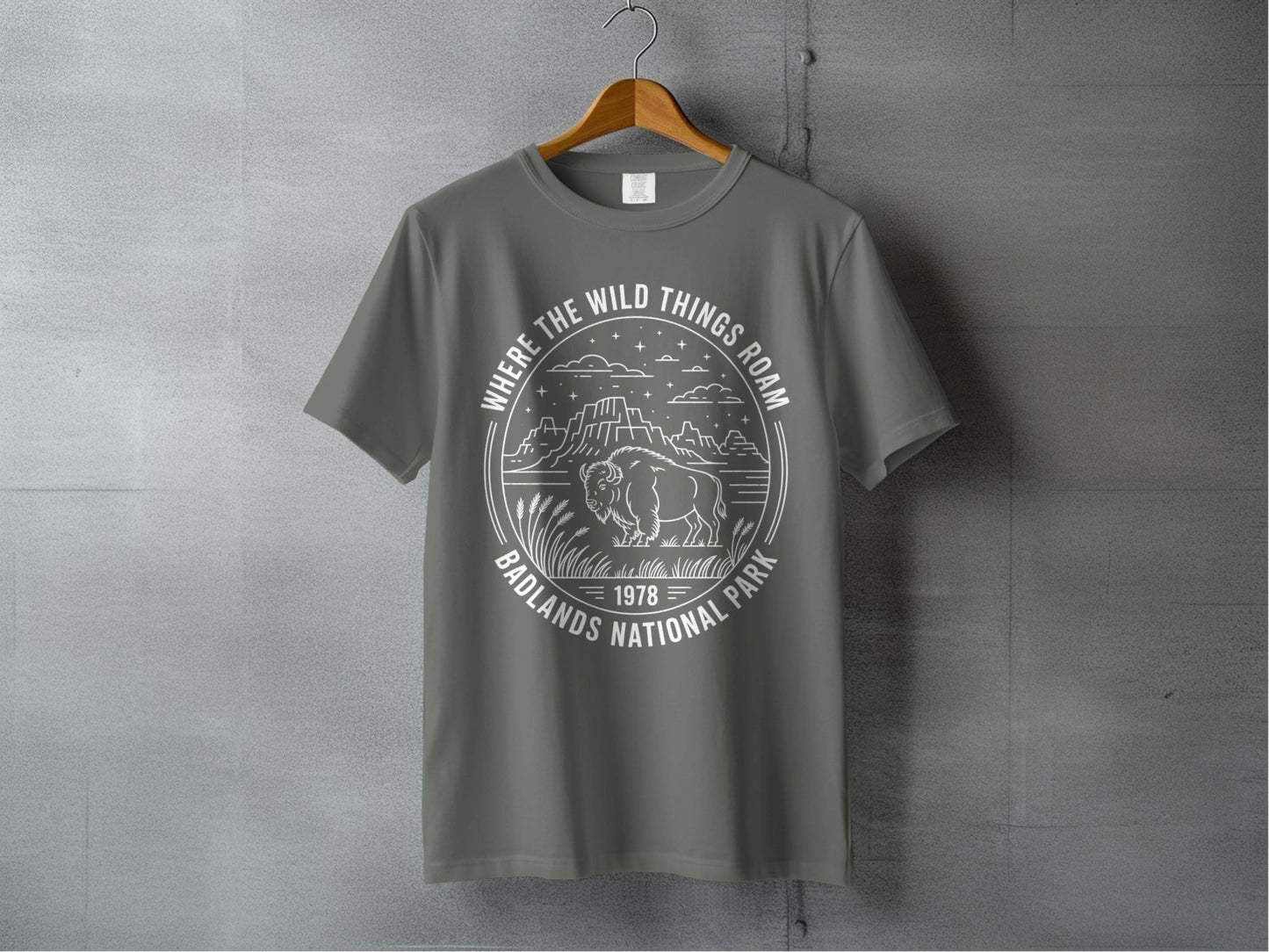"Where The Wild Things Roam" Badlands National Park T-Shirt - S - Sloth & Duck
