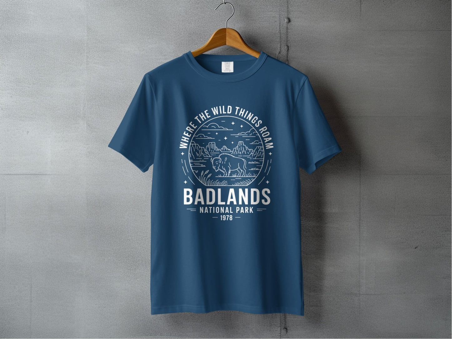 "Where The Wild Things Roam" Badlands National Park T-Shirt - S - Sloth & Duck