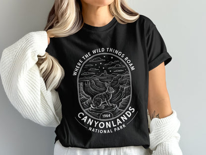 "Where The Wild Things Roam" Canyonlands National Park Hare Rabbit T-Shirt - S - Sloth & Duck