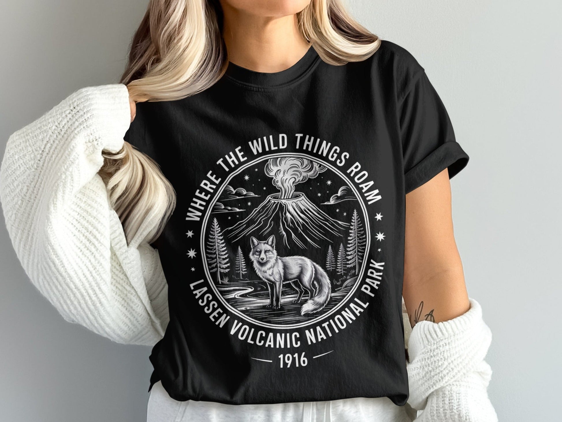 "Where The Wild Things Roam" Lassen Volcanic National Park Shirt - S - Sloth & Duck
