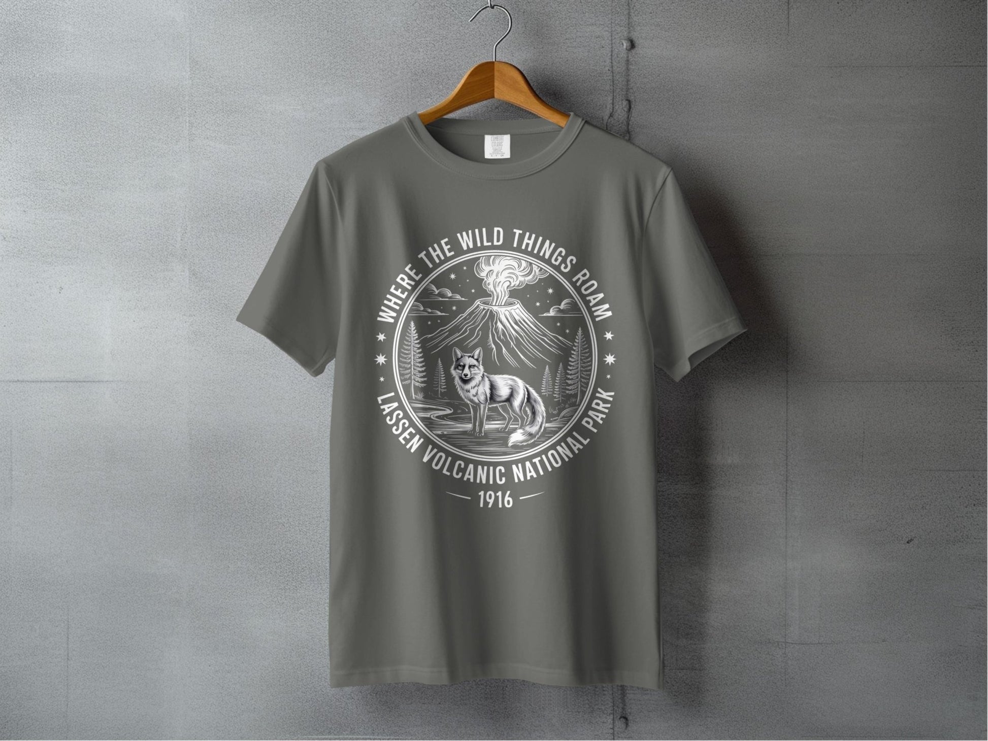 "Where The Wild Things Roam" Lassen Volcanic National Park Shirt - S - Sloth & Duck