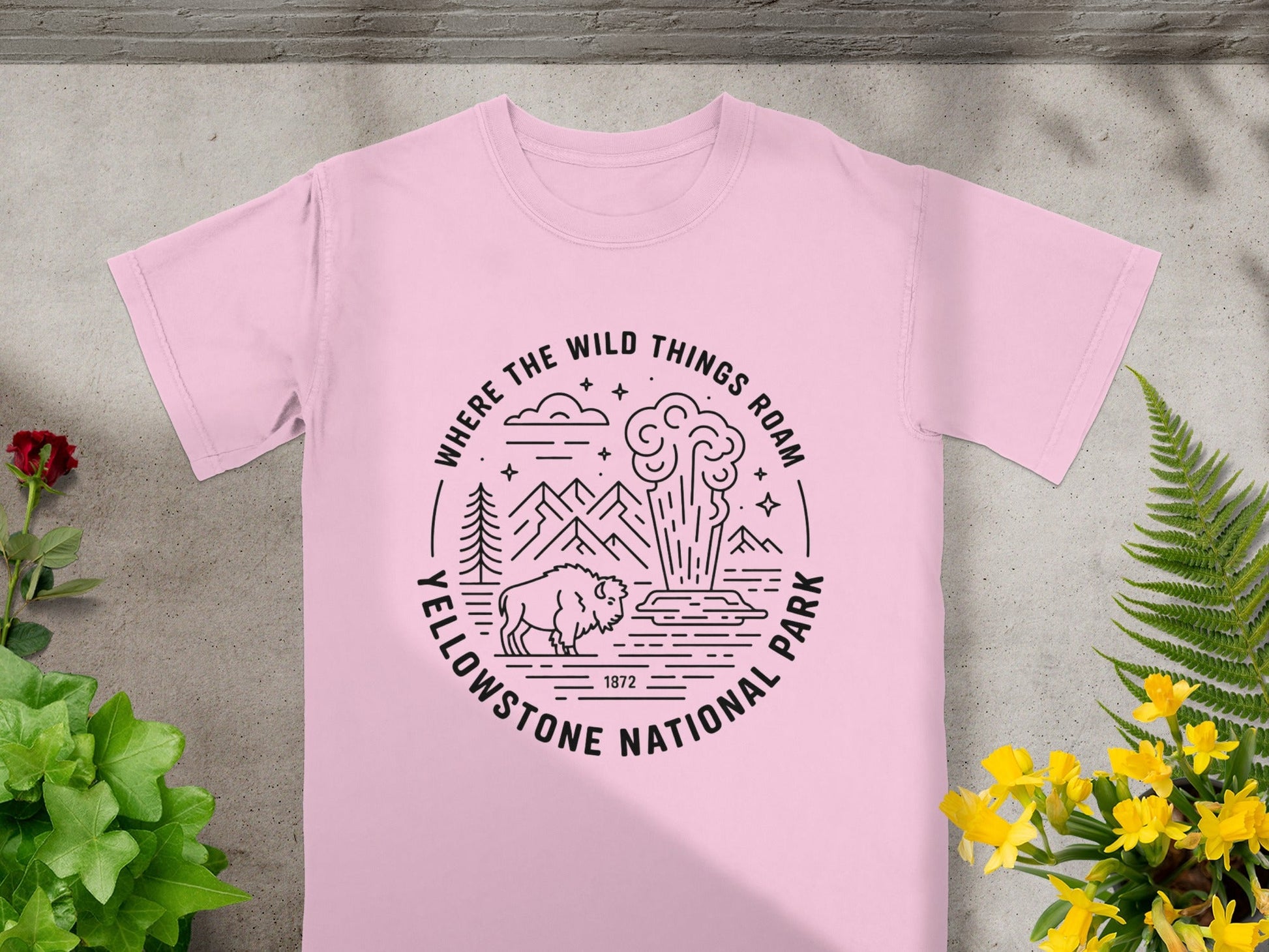 "Where The Wild Things Roam" Yellowstone National Park T-Shirt - S - Sloth & Duck