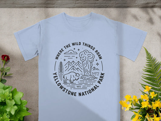 "Where The Wild Things Roam" Yellowstone National Park T-Shirt - S - Sloth & Duck