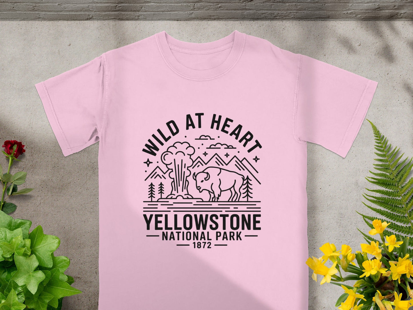 Yellowstone National Park T-Shirt - S - Sloth & Duck