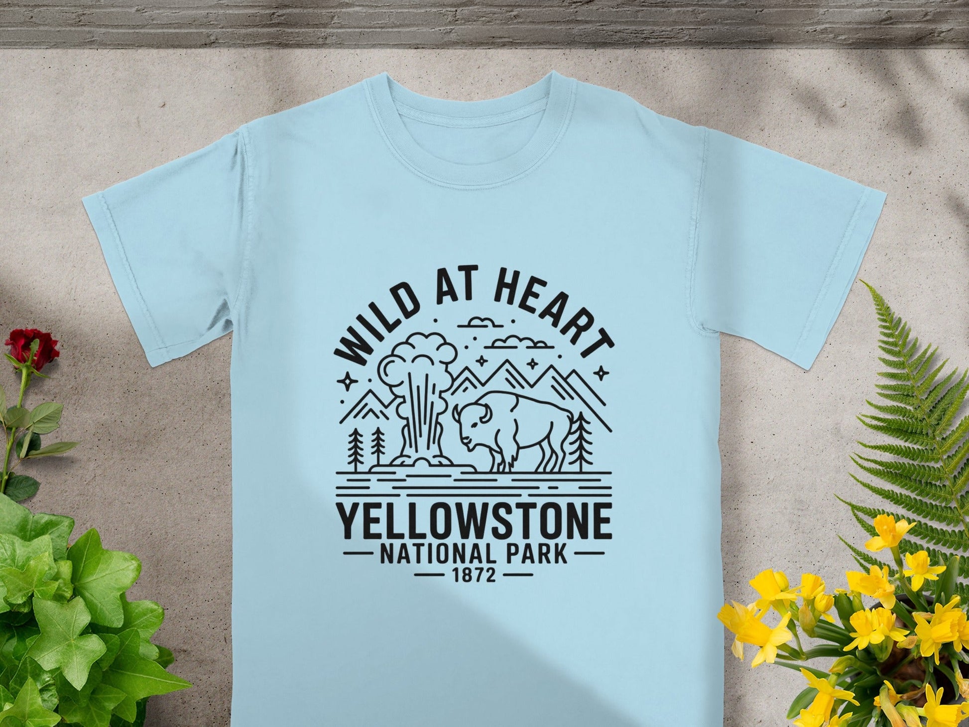 Yellowstone National Park T-Shirt - S - Sloth & Duck