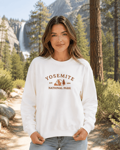 Yosemite National Park Crewneck Sweatshirt -S - Sloth & Duck